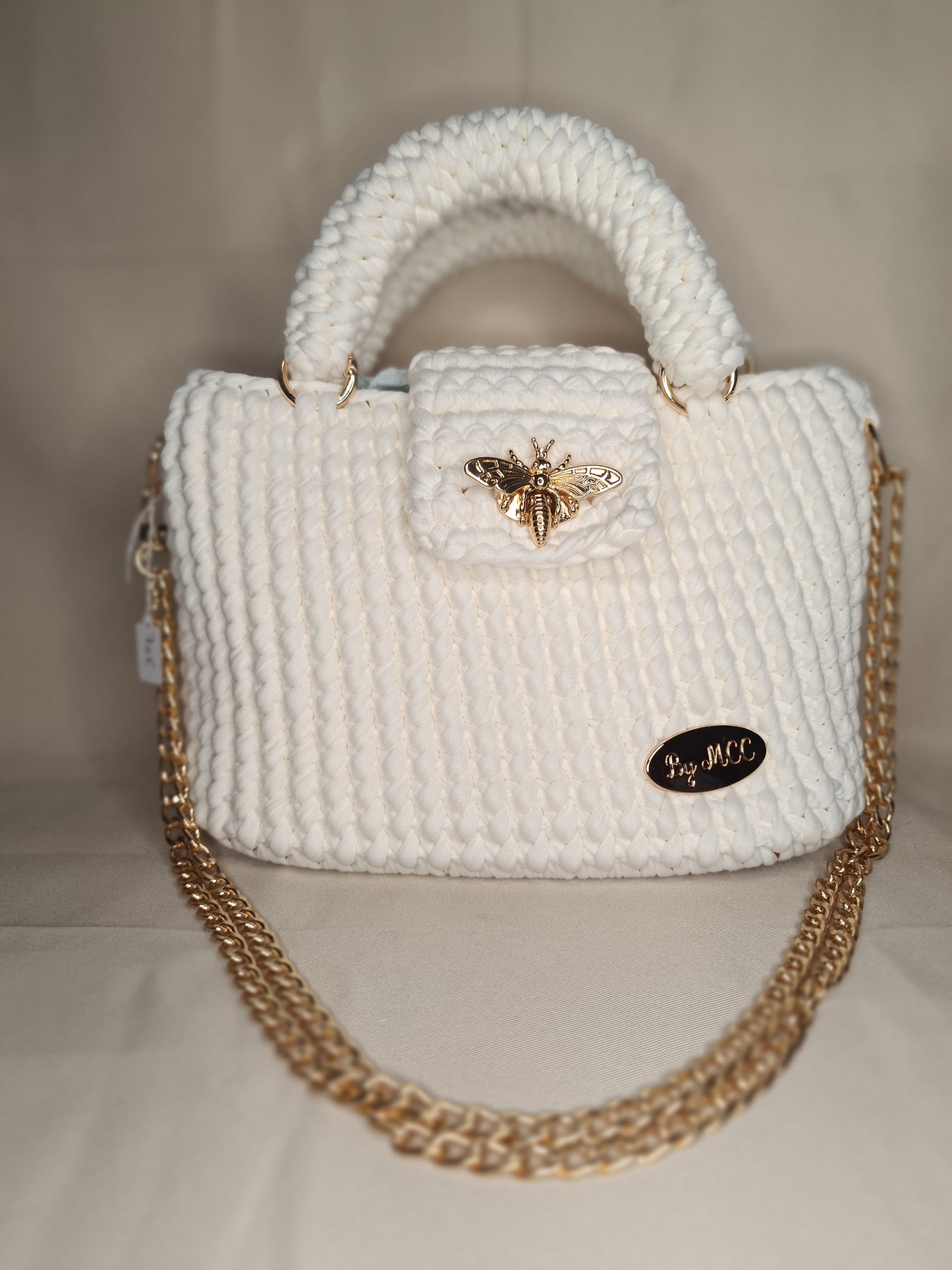 Modèle " Le Jaera abeille"